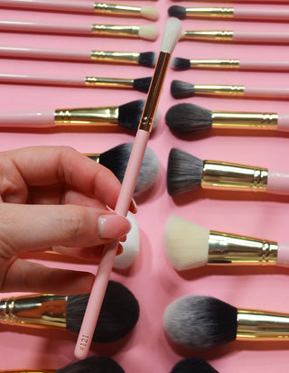 P.Louise #121 Brush Brush