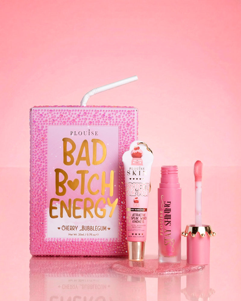 Dúo de labios Pink P.Louise Crystal Glitter Bad Bitch Energy en color chicle cereza con aceite labial brillante y acondicionador de labios.