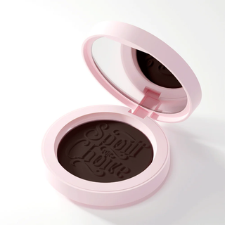 P. Louise verwöhnt für Choice Creme Bronzer